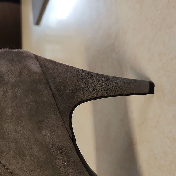 Adrienne Vittadini Gray "PENI" Leather/Suede Platform Heels Size 7 - Picture 5 of 12